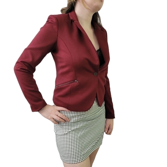 Burgundy Single Breasted Button Up Fitted Blazer Sz 6 - Picture 1 of 10
